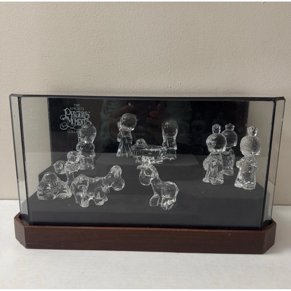 Vtg Enesco Precious Moments 11 Pc Lead Crystal Nativity Set w/ Display Case